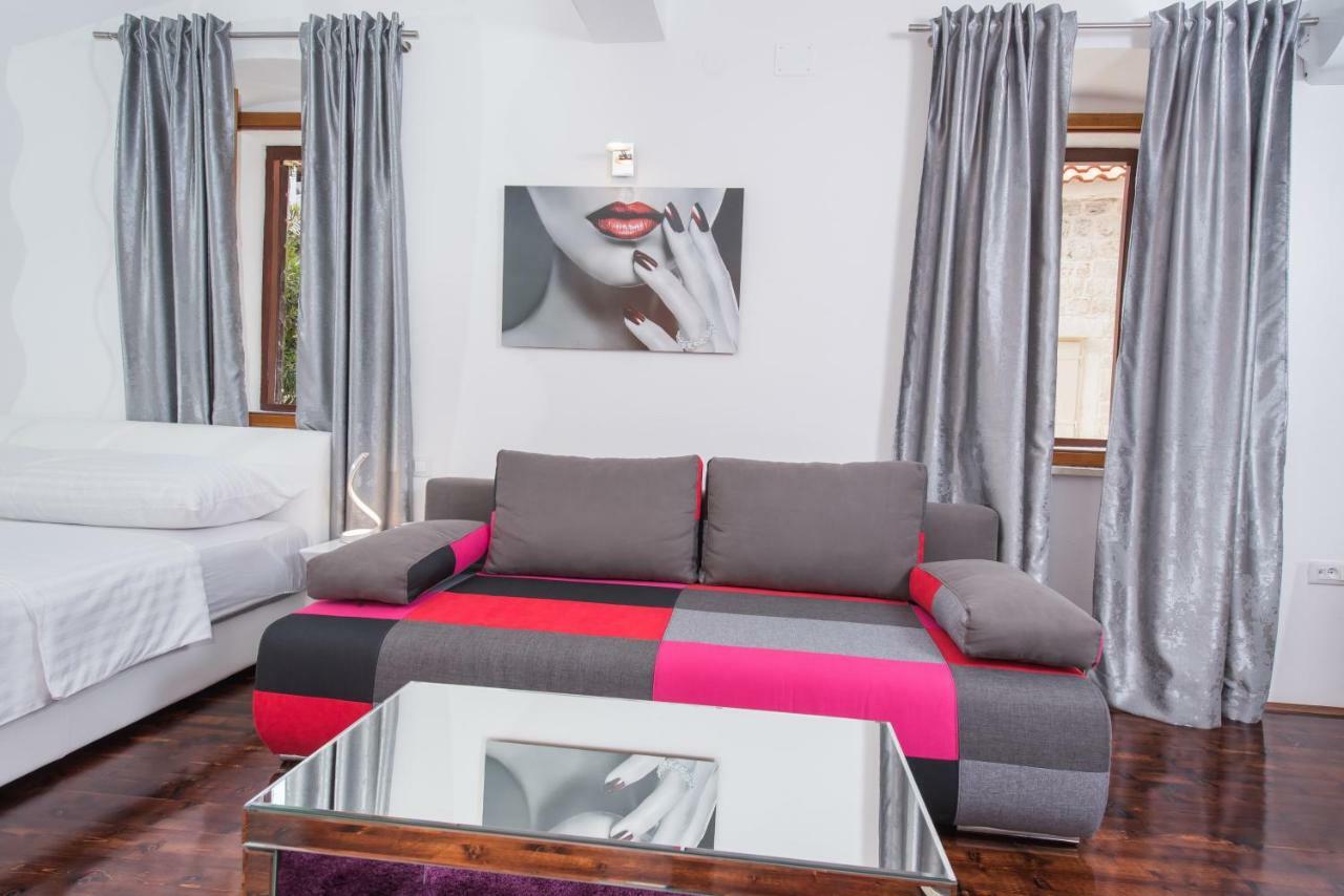 Studio Apartment Lena Kaštela Eksteriør billede