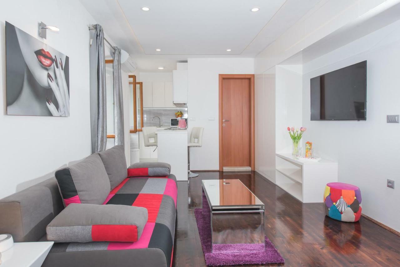 Studio Apartment Lena Kaštela Eksteriør billede